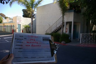 Brooks Apartments in Oceanside, CA - Foto de edificio - Other