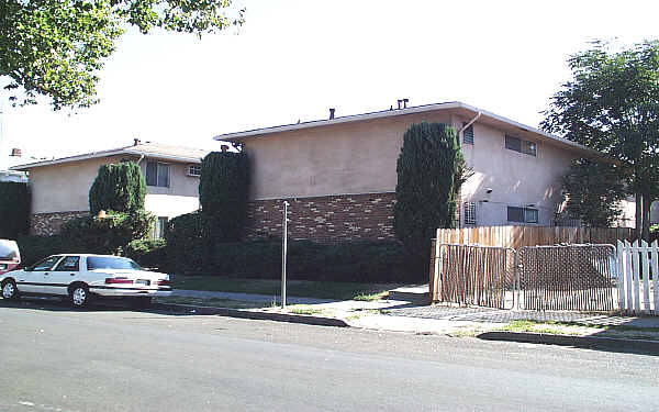 3322 Y St in Sacramento, CA - Building Photo - Building Photo