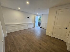 46330 Chilliwack Central Rd in Chilliwack, BC - Building Photo - Building Photo