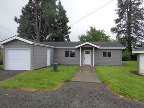 270 Taylor St in Lebanon, OR - Building Photo - Building Photo