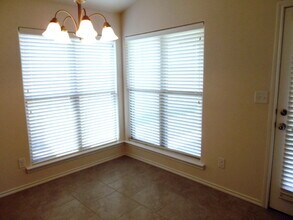 9708 Ross Avenue in Lubbock, TX - Building Photo - Building Photo