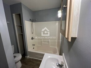 1218 S 18th St, Unit 1 in New Castle, IN - Building Photo - Building Photo