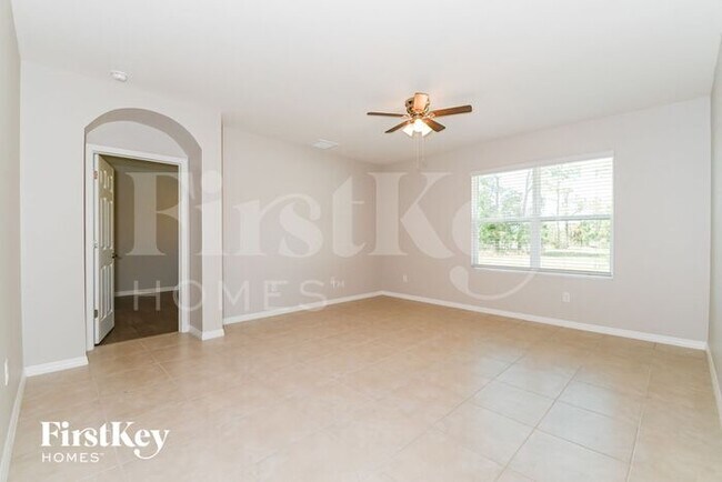 2705 SW 4th Ln in Cape Coral, FL - Building Photo - Building Photo