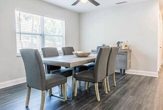1640 Alcazar Way S in St. Petersburg, FL - Building Photo - Building Photo
