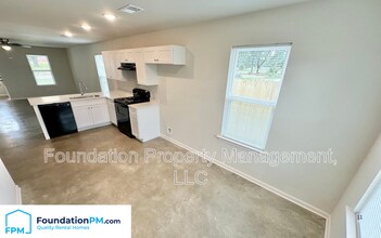 2501 E Tyler Ave in West Memphis, AR - Building Photo - Building Photo