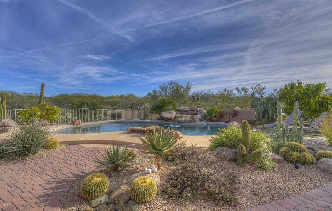 8193 E Sand Flower Dr in Scottsdale, AZ - Building Photo