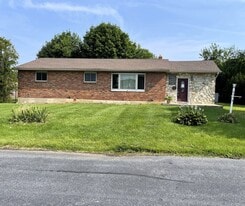 2117 E Livingston St in Allentown, PA - Building Photo