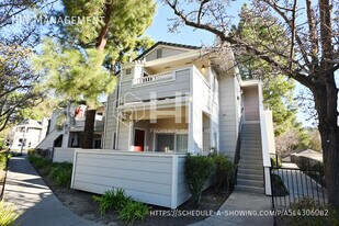 410 Norris Canyon Terrace in San Ramon, CA - Building Photo