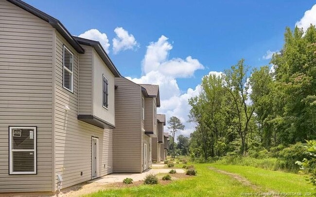 1137 Elk Knob Trl in Fayetteville, NC - Building Photo - Building Photo