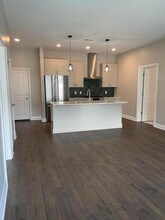 6633 Dale Dr in Dublin, OH - Building Photo - Building Photo