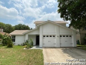 9238 Ridge Br in San Antonio, TX - Building Photo