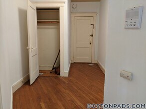 143 Park Dr, Unit 23 in Boston, MA - Building Photo - Building Photo