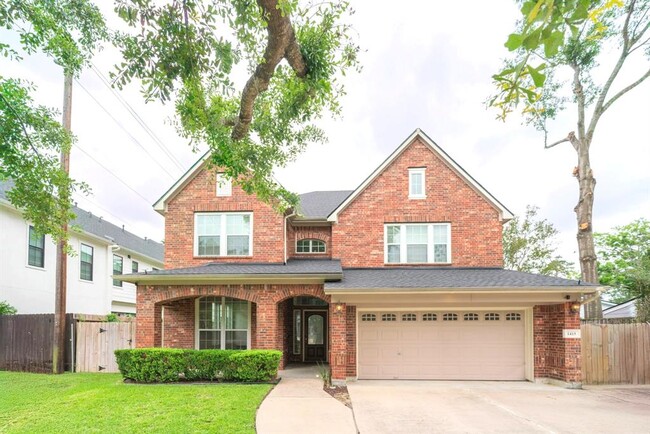 1415 Sue Barnett Dr