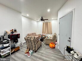 323 N Preston St in Philadelphia, PA - Building Photo