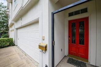 6714 Montclair Dr in Houston, TX - Building Photo - Building Photo