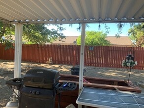 328 Wildrose Dr in Fernley, NV - Building Photo - Building Photo