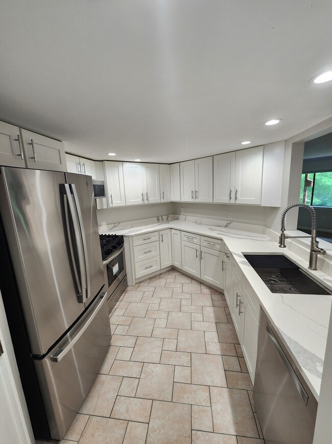 213 Trailside Way in Ashland, MA - Building Photo - Building Photo