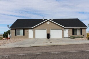 509 E Nichols Canyon Rd in Cedar City, UT - Building Photo