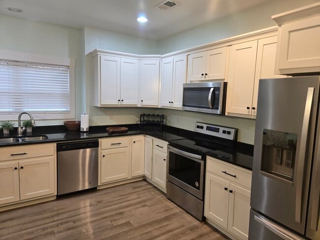 4034 Waterfield Ln in Chattanooga, TN - Building Photo - Building Photo