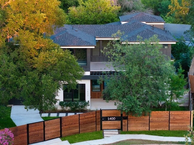 1400 Randy Cir in Austin, TX - Building Photo - Building Photo