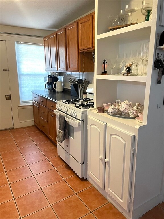 136 Wrentham St-Unit -3L in Boston, MA - Building Photo - Building Photo