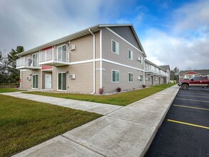 SCS Florence in Florence, WI - Foto de edificio - Building Photo