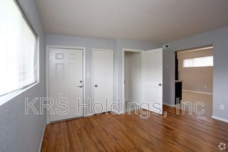4347 Newsome Dr in Newport News, VA - Building Photo - Building Photo