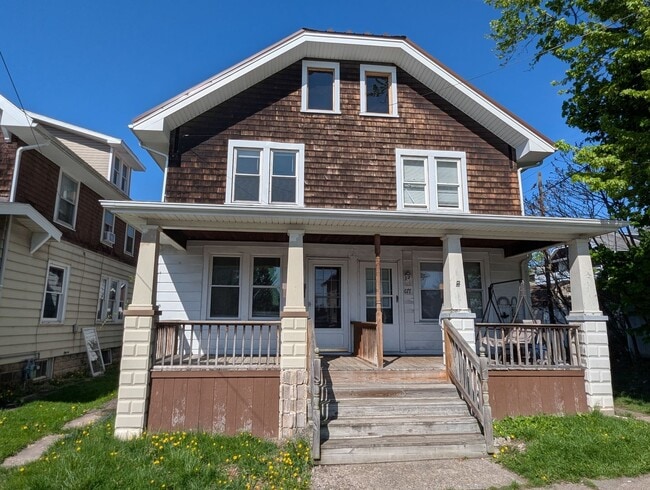 property at 675-677 Cemetery St