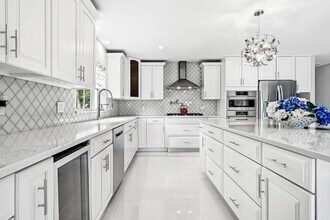 417 N Country Club Dr in Atlantis, FL - Building Photo - Building Photo