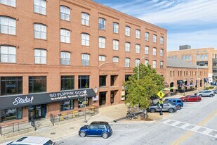 145 E Magnolia Ave in Auburn, AL - Building Photo