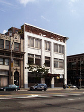 1002-1008 Broad St in Newark, NJ - Building Photo - Building Photo