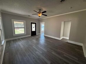 509 E 4th St in Burkburnett, TX - Building Photo - Building Photo