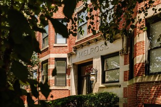 Melrose Apartments in St. Louis, MO - Foto de edificio - Building Photo