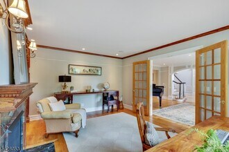 236 Long Hill Dr in Millburn, NJ - Building Photo - Building Photo