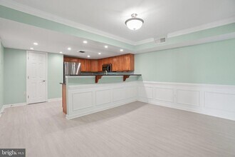 1515 S Arlington Ridge Rd, Unit 603 in Arlington, VA - Building Photo - Building Photo