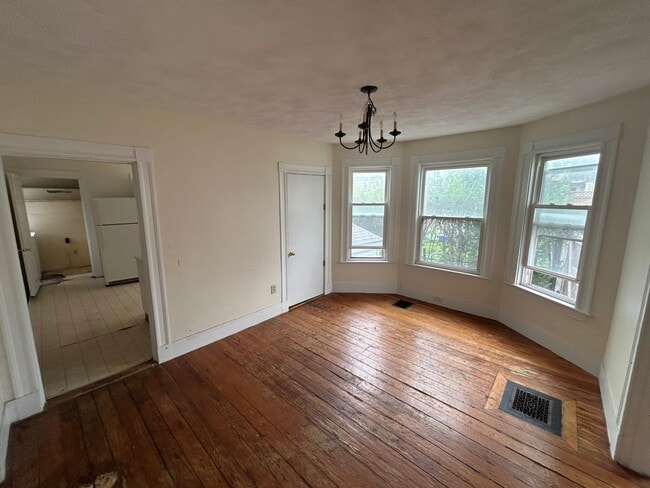 27 Albion St, Unit 27R
