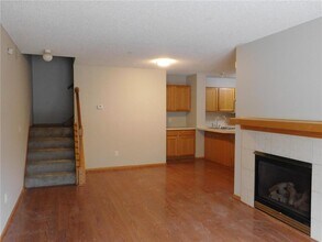 3278 Coleshire Path in Rosemount, MN - Building Photo - Building Photo
