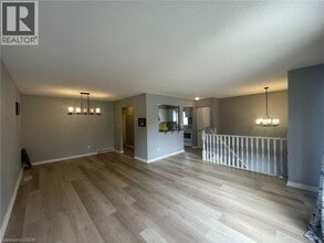 917 Lawson Rd in London, ON - Building Photo - Building Photo