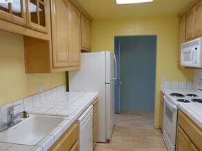 39455 Albany Common in Fremont, CA - Foto de edificio - Building Photo