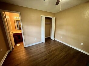 116 Neal St in Farmington, AR - Building Photo - Building Photo