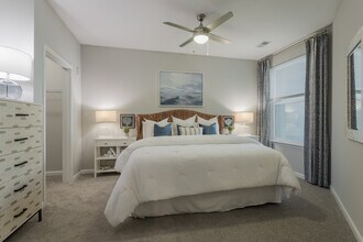 Atlantic on the Avenue in North Charleston, SC - Foto de edificio - Interior Photo