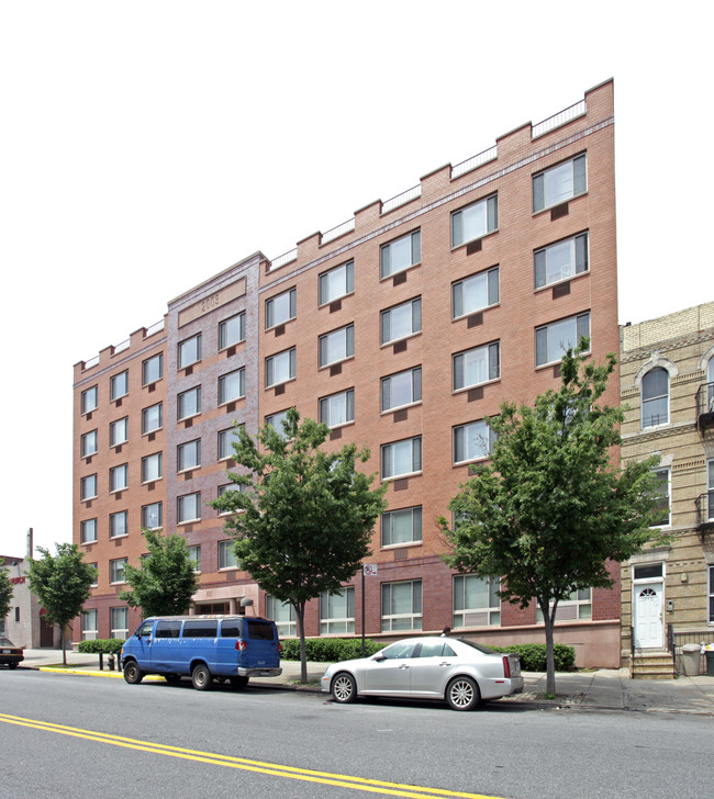 St. Johns Place in Brooklyn, NY - Foto de edificio - Building Photo