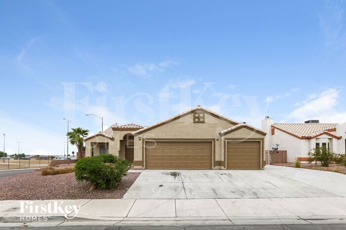 419 Drake St in Henderson, NV - Building Photo