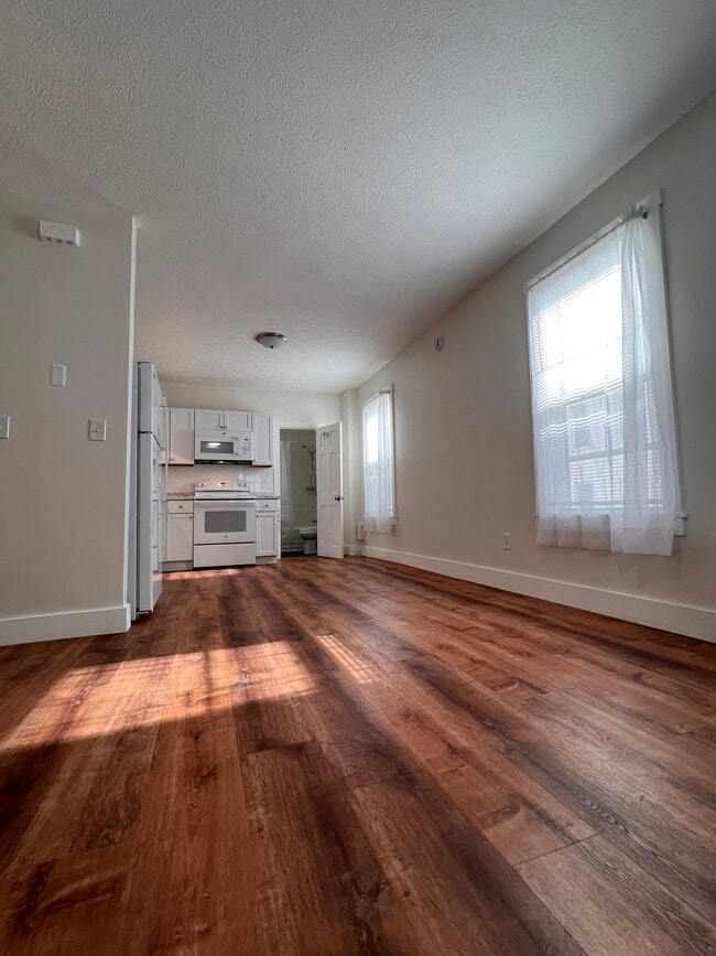 94 Graham St, Unit 102