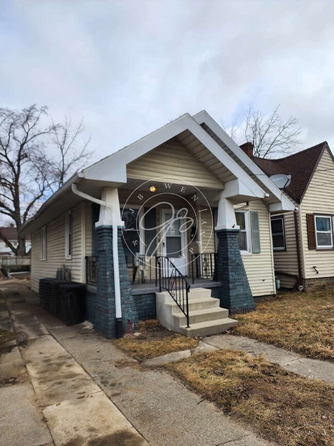 property at 1918 Marlow Rd