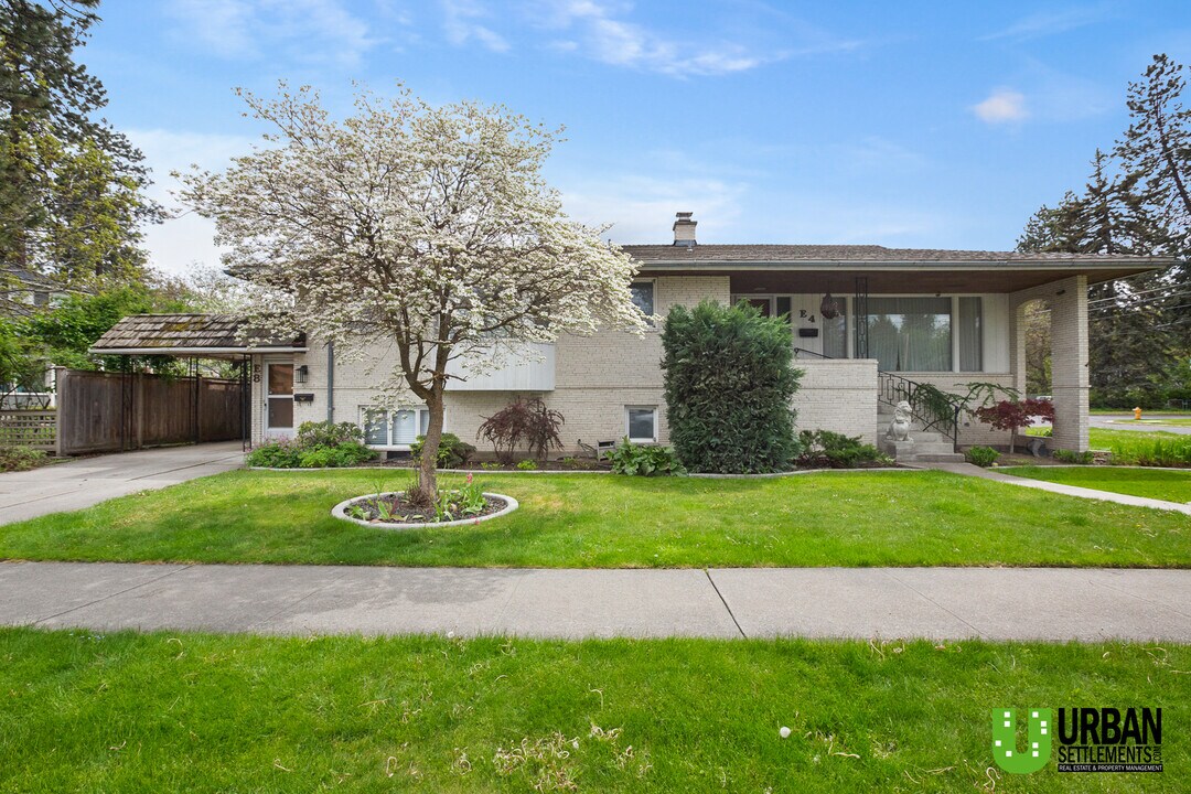 8 E 16th Ave in Spokane, WA - Building Photo