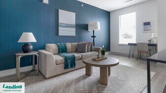 8110 Blue Goose Rd, Unit 1302 in Manor, TX - Building Photo