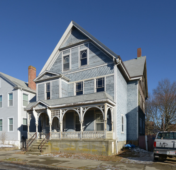 502 Purchase St in New Bedford, MA - Building Photo