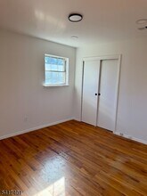 15 College Dr in Edison, NJ - Building Photo - Building Photo