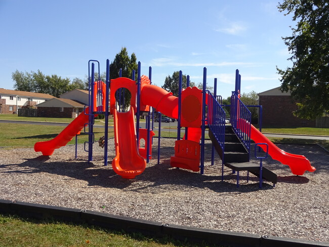 Lincolnwood Apartments in Kokomo, IN - Building Photo - Building Photo